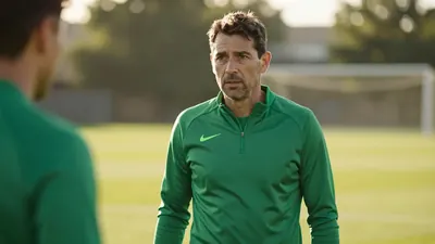 Der 2. Bundesliga-Absteiger VfL Wolfsburg hat Hinnerk Smolka als neuen Teamcoach verpflichtet, um die Mannschaftsprozesse...