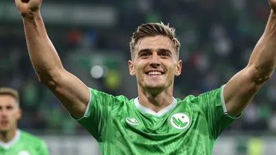 Fabian Reese erzielte beide Tore beim 2:5-Heimsieg des VfL Wolfsburg gegen den Karlsruher SC