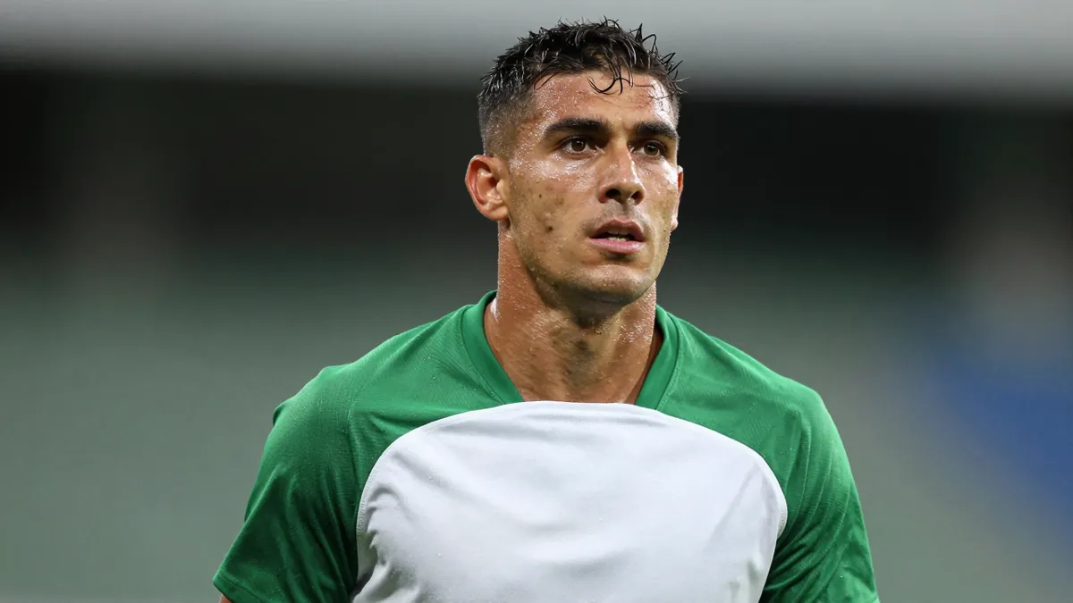 Wolfsburg lehnt Köln-Angebot für Souza ab – Kessler mahnt zu Geduld bei FC-Transfers